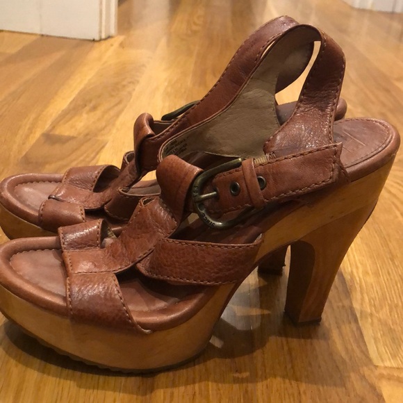 Frye Shoes - Frye heels! Frye Shoes - Frye heels!